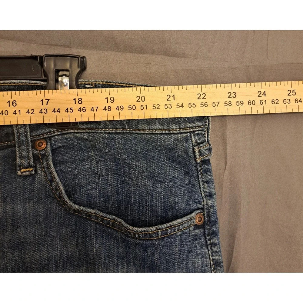 Wrangler Relaxed Fit Blue‎ Jean Shorts Men's Size 42